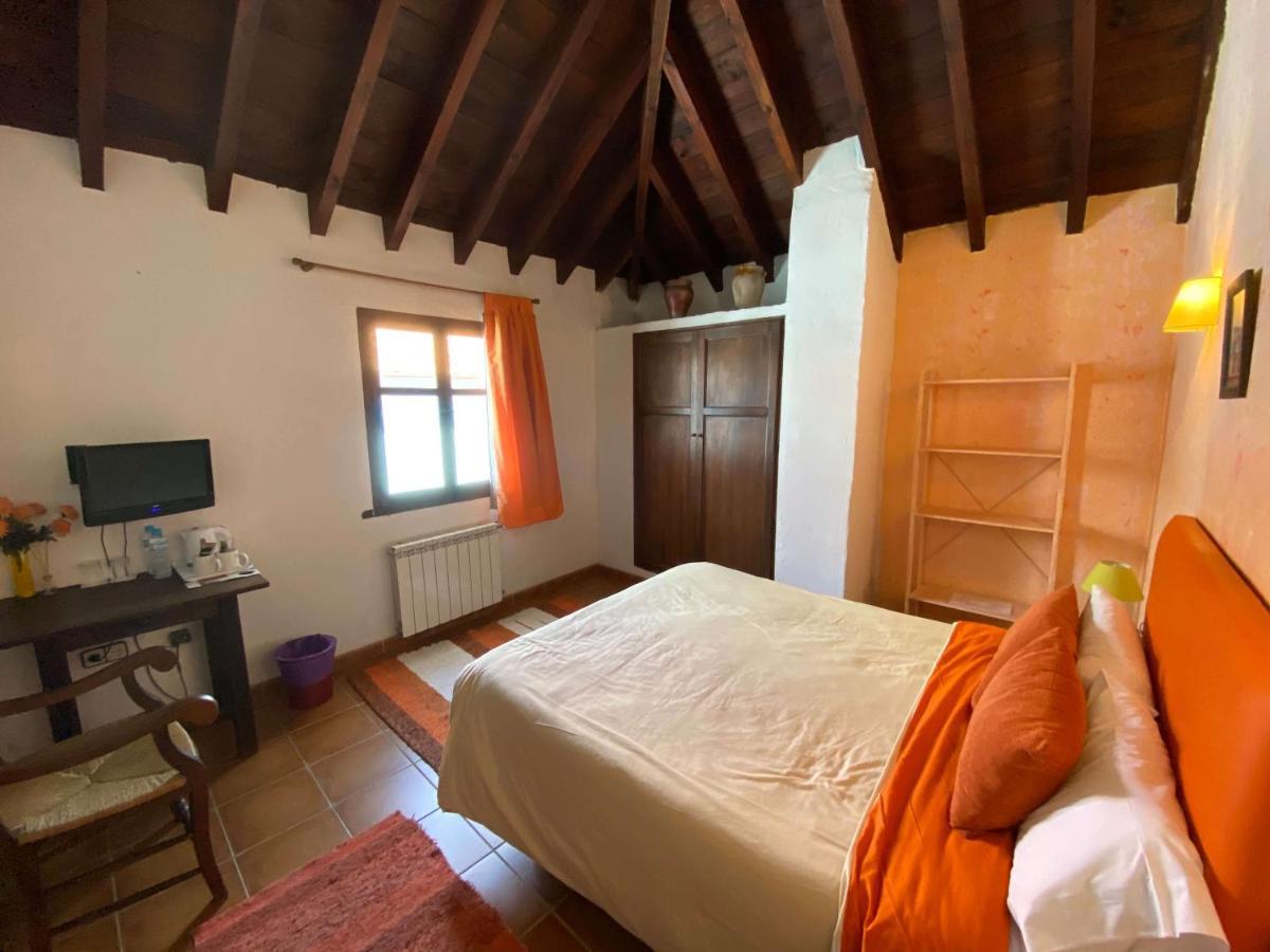Hotel Restaurante Bandolero Júzcar 外观 照片