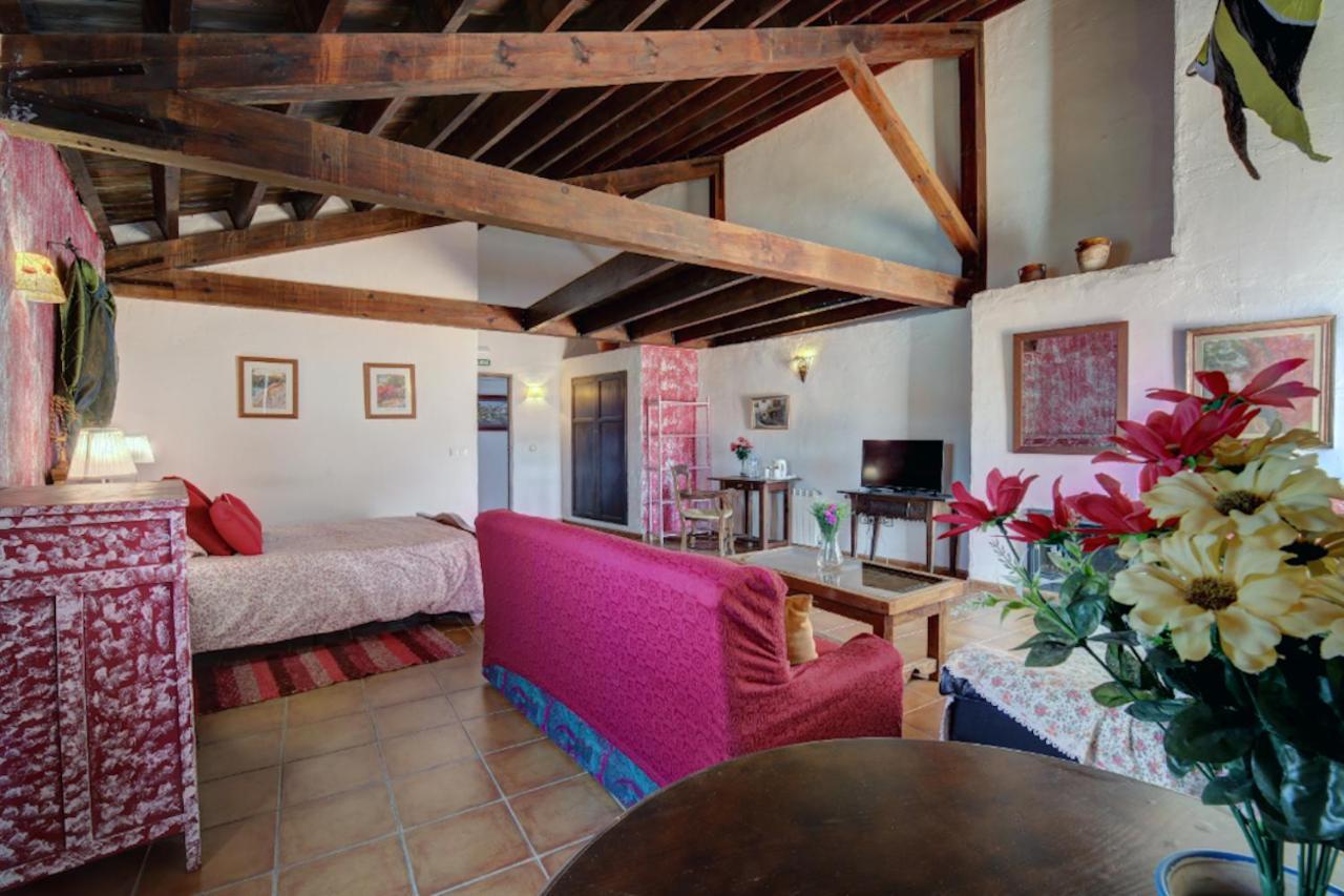 Hotel Restaurante Bandolero Júzcar 外观 照片