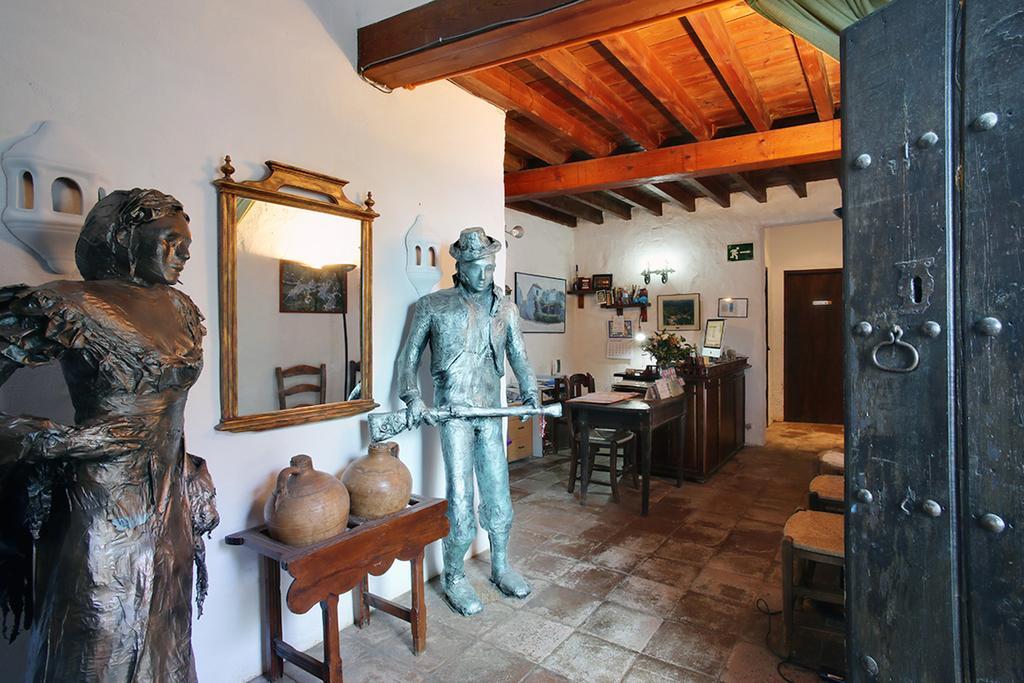 Hotel Restaurante Bandolero Júzcar 外观 照片