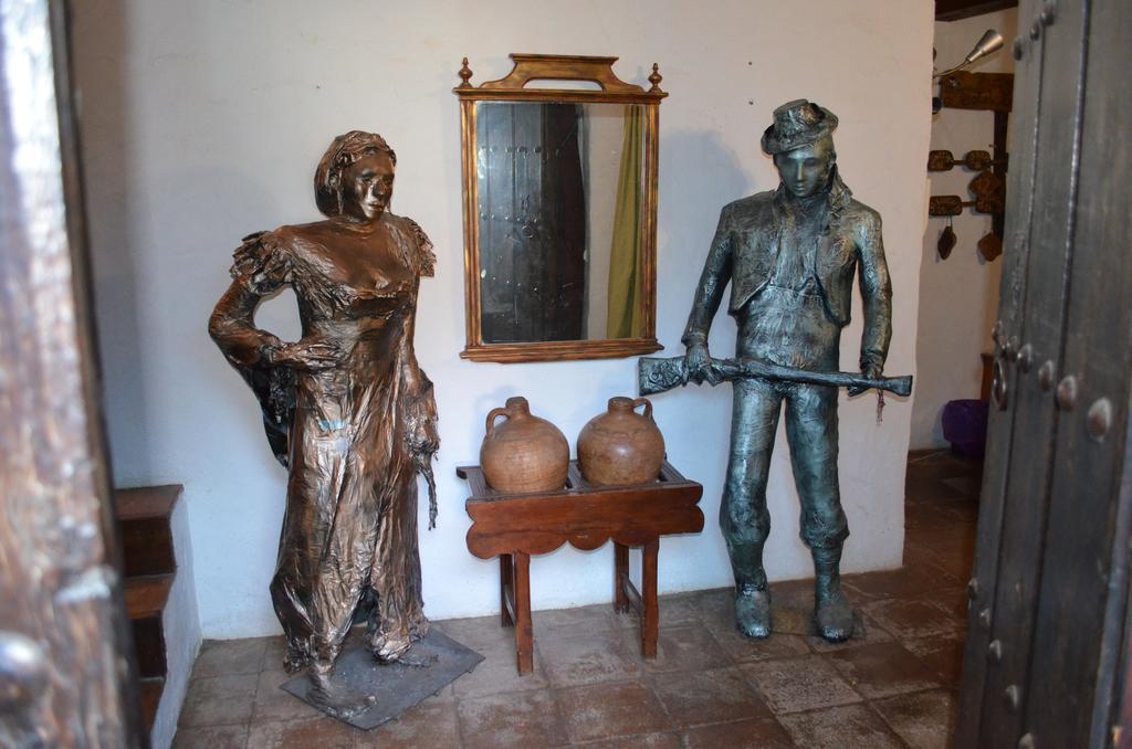 Hotel Restaurante Bandolero Júzcar 外观 照片